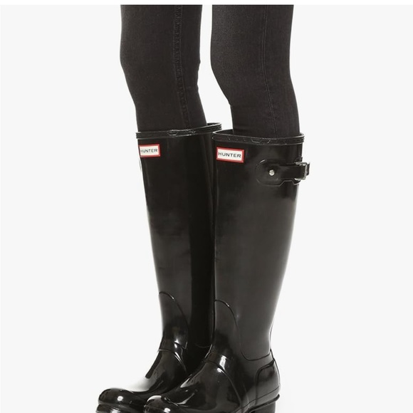 “HUNTER” Wellington Boots black size 7 warn once great condition.